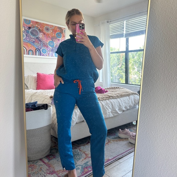 Figs Pants - Small petite bottoms Figs. Alps blue.